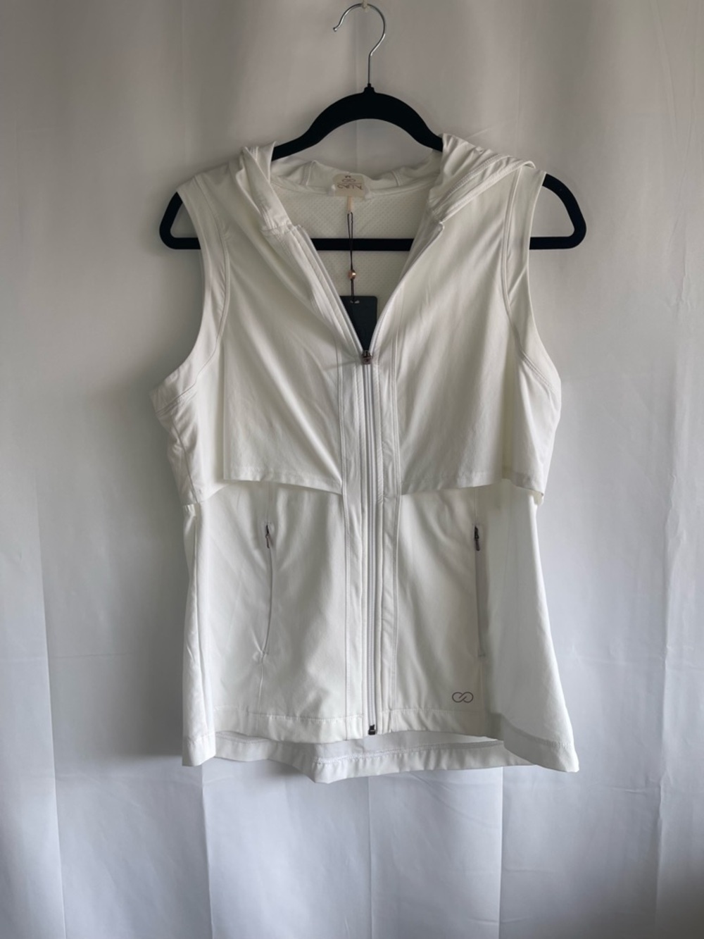 CALIA by Carrie Underwood White Athletic Hooded Vest - Picture 3 of 10